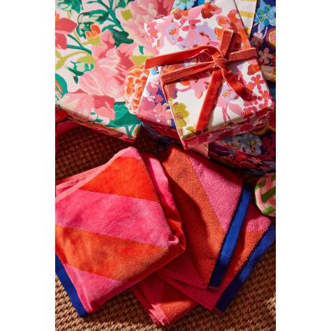 Harlequin Harlequin x Sophie Robinson Fabrics Paper Straw Stripe Fabric - Ruby/Rose - HSRF133990 - Image 2
